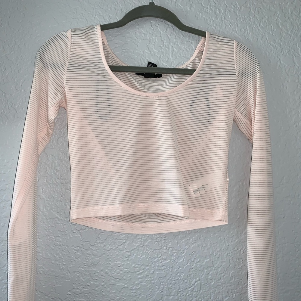 Sheer crop top - Picture 2 of 5